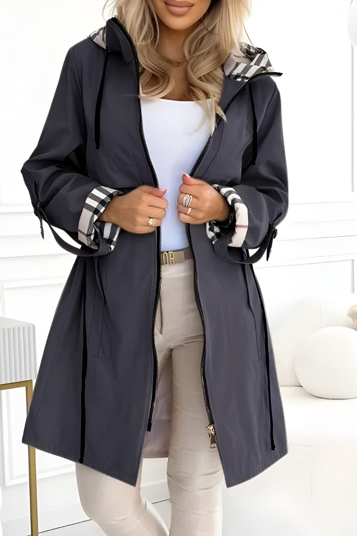 Elegant lightweight parka