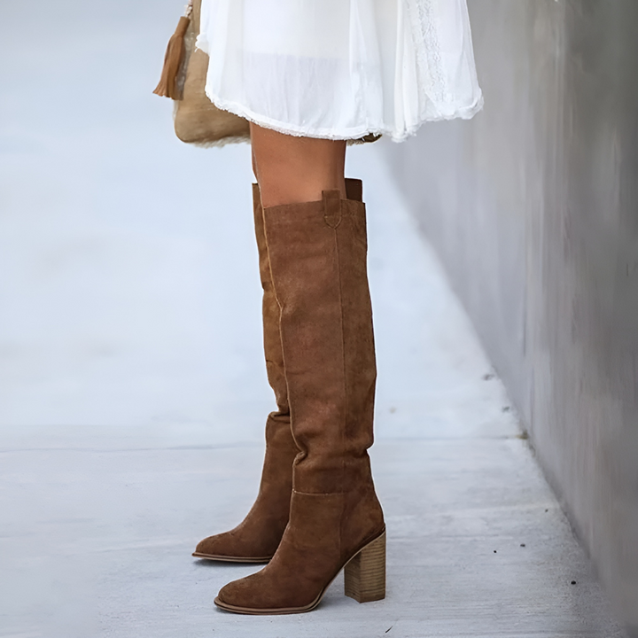 Women's knee-high boots with a block heel, pointed toe, flexible