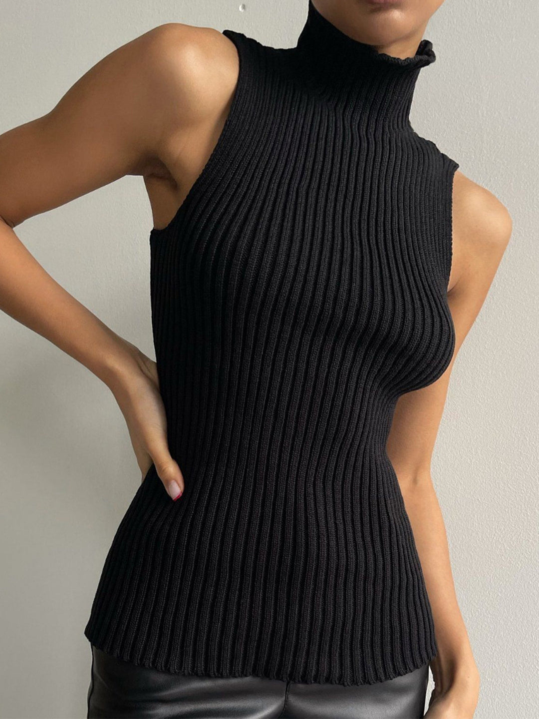 Textured Sleeveless Knit Shirt