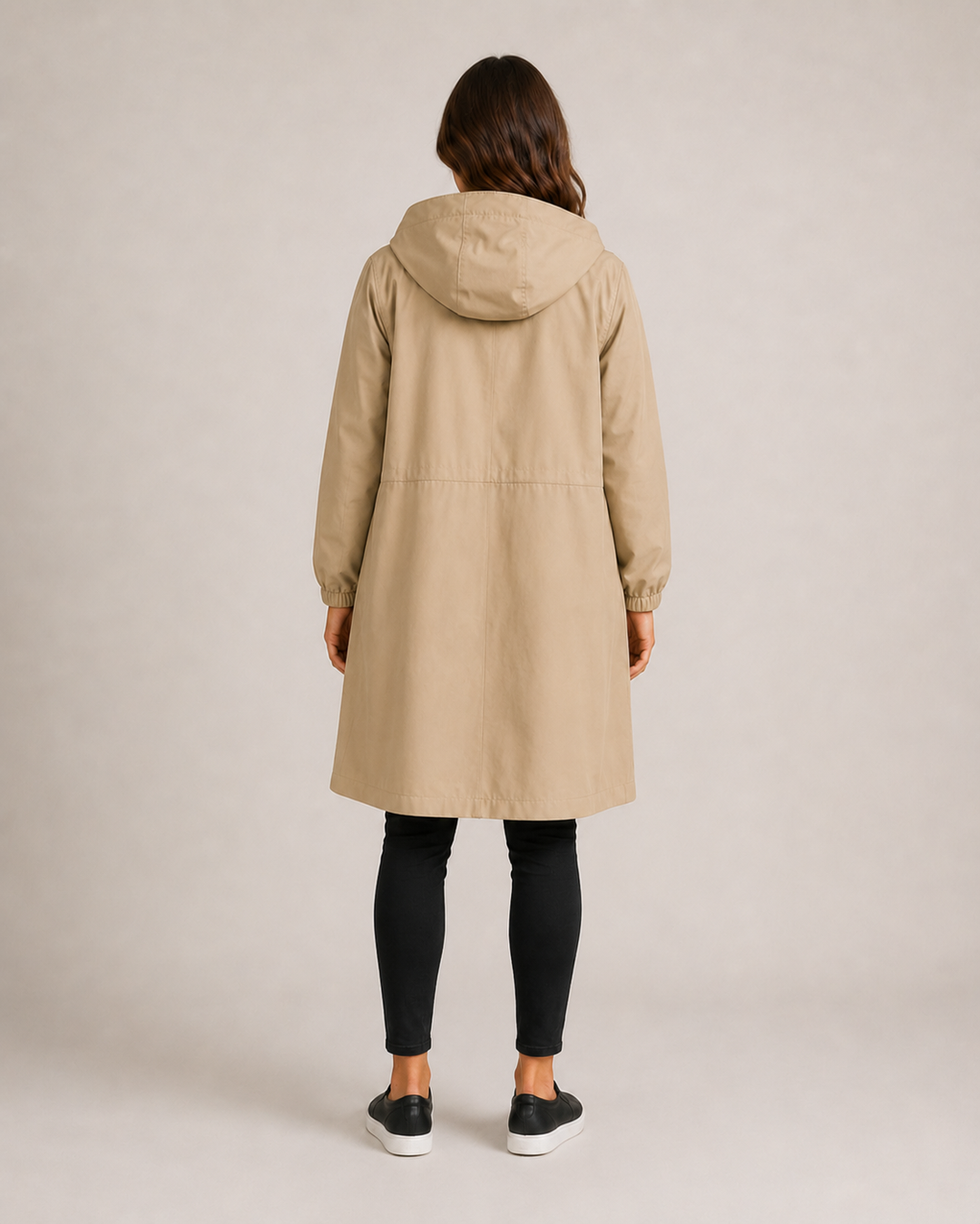 Hannelore Raincoat – Mid-Length, Lightweight & Tailored