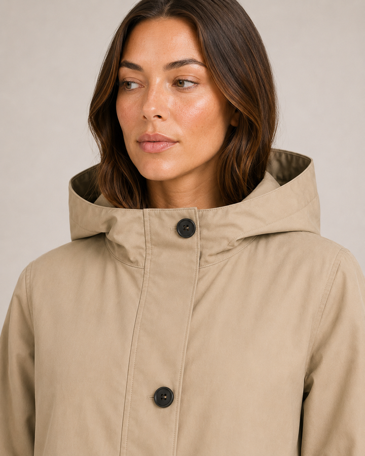 Hannelore Raincoat – Mid-Length, Lightweight & Tailored
