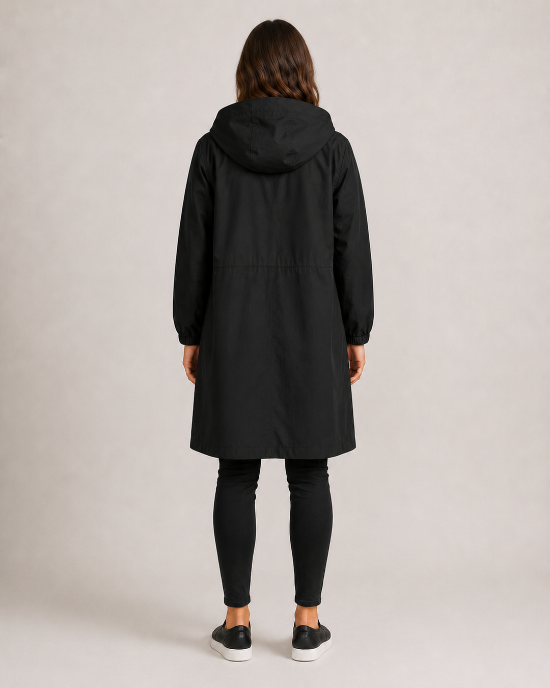 Hannelore Raincoat – Mid-Length, Lightweight & Tailored