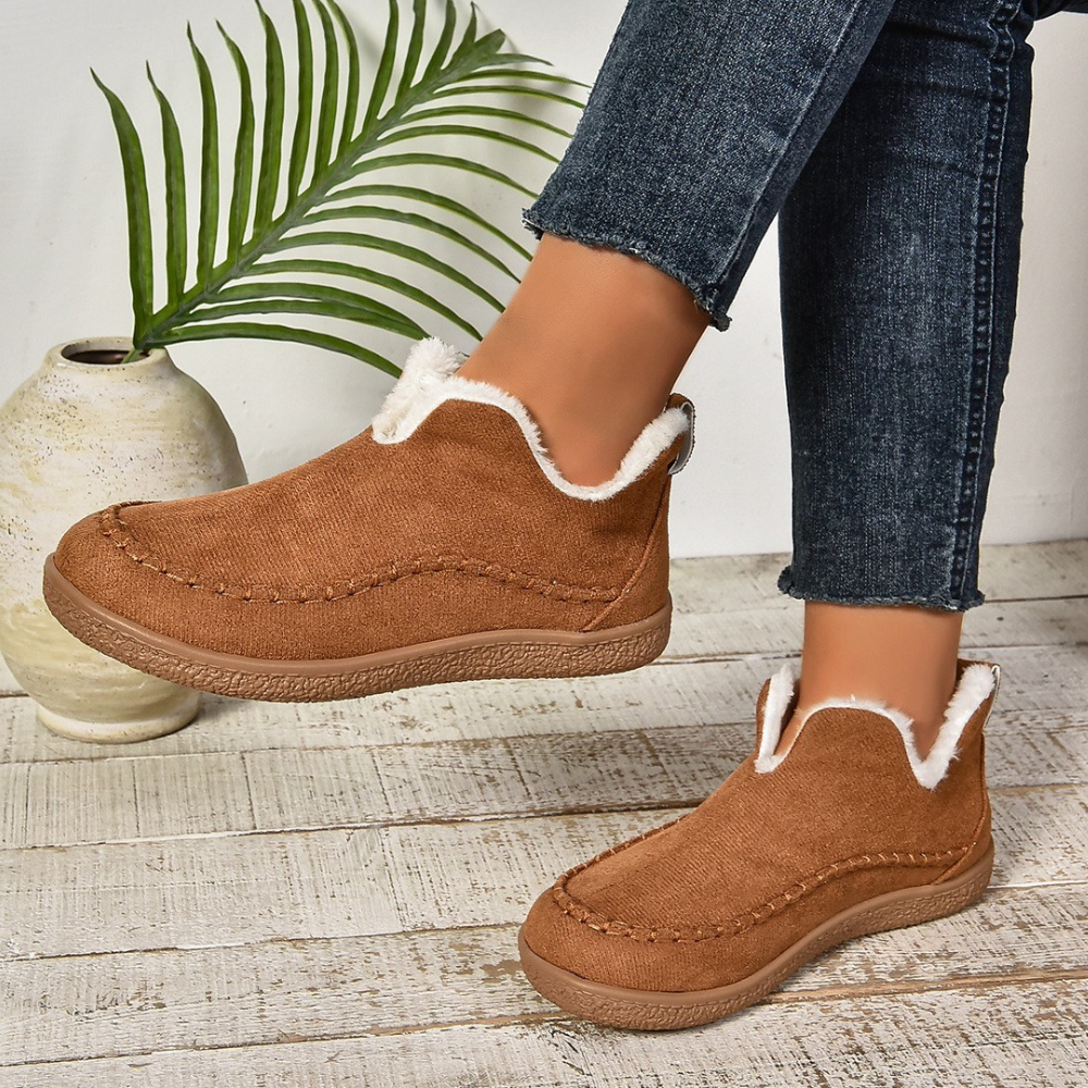 Women's Winter Boots | Faux Leather & Plush Lining