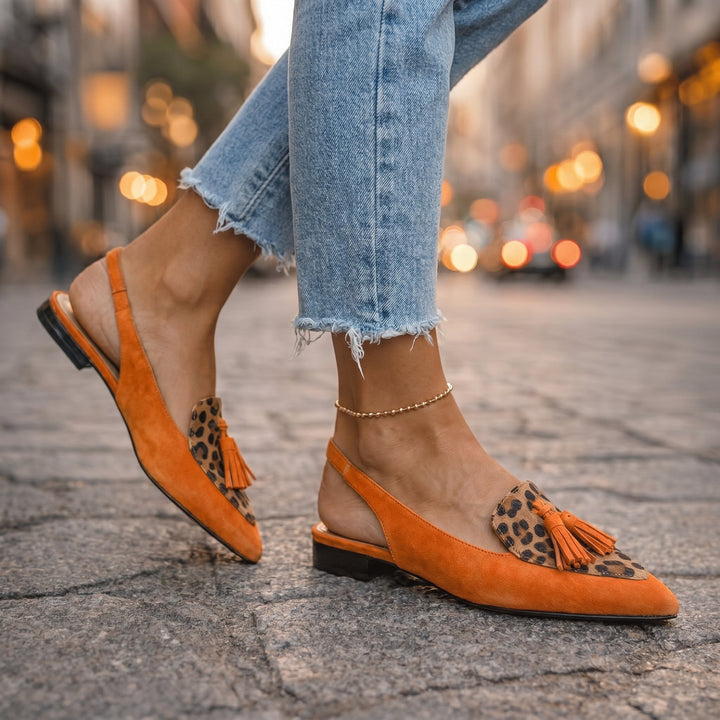 Lorena | All Day Comfort Pom Poms