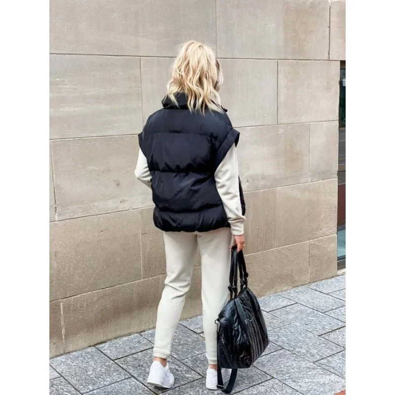 April | Women's Padded High-Neck Sleeveless Vest