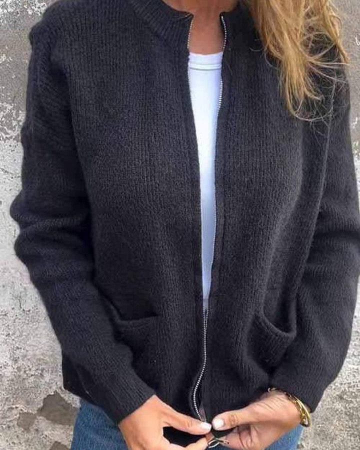 Berta | Women's Knitted Cardigan with Zipper and Front Pockets
