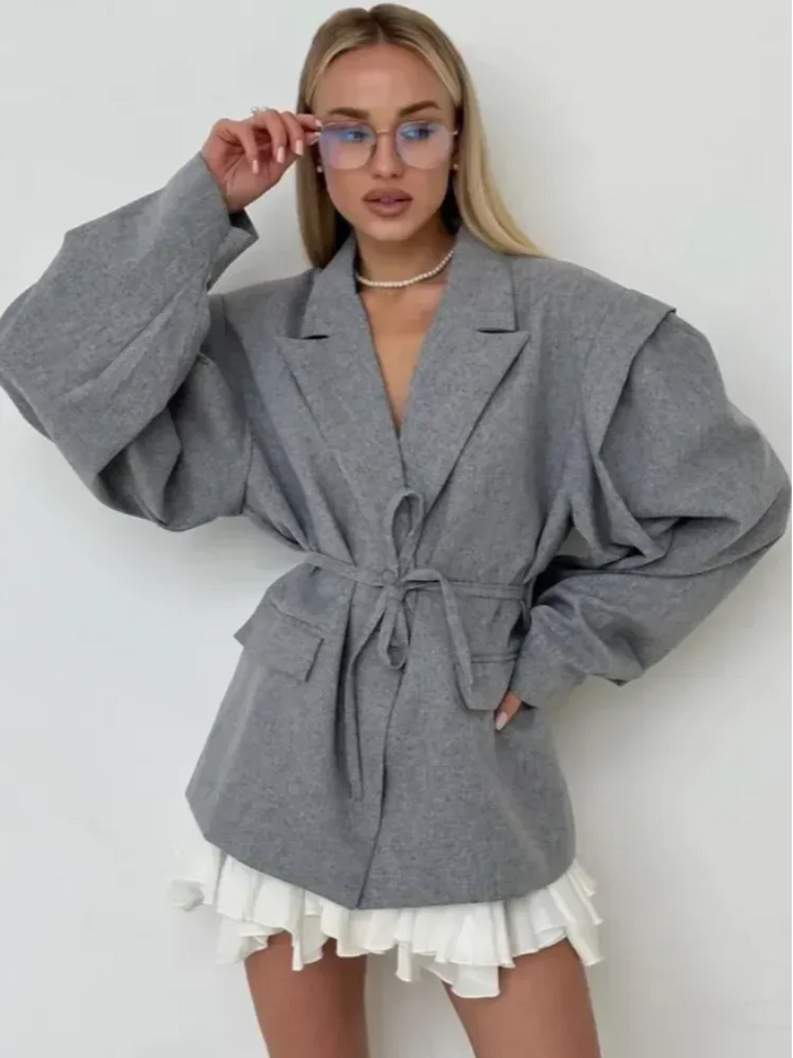 Women's lace-up blazer with trendy shoulder pads