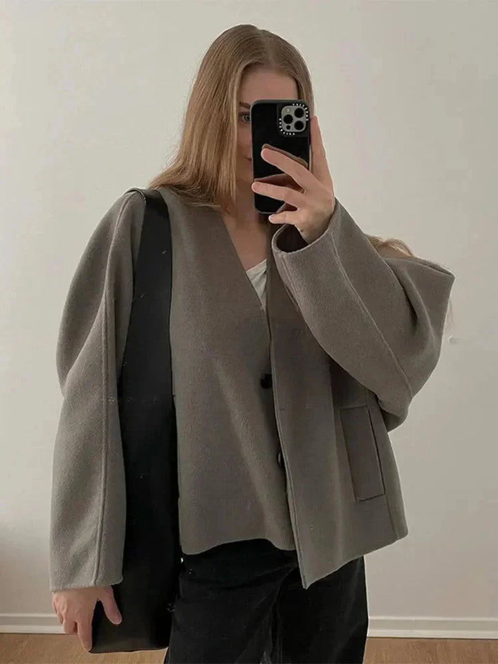 Casual Cardigan for women with buttons and comfortable fit