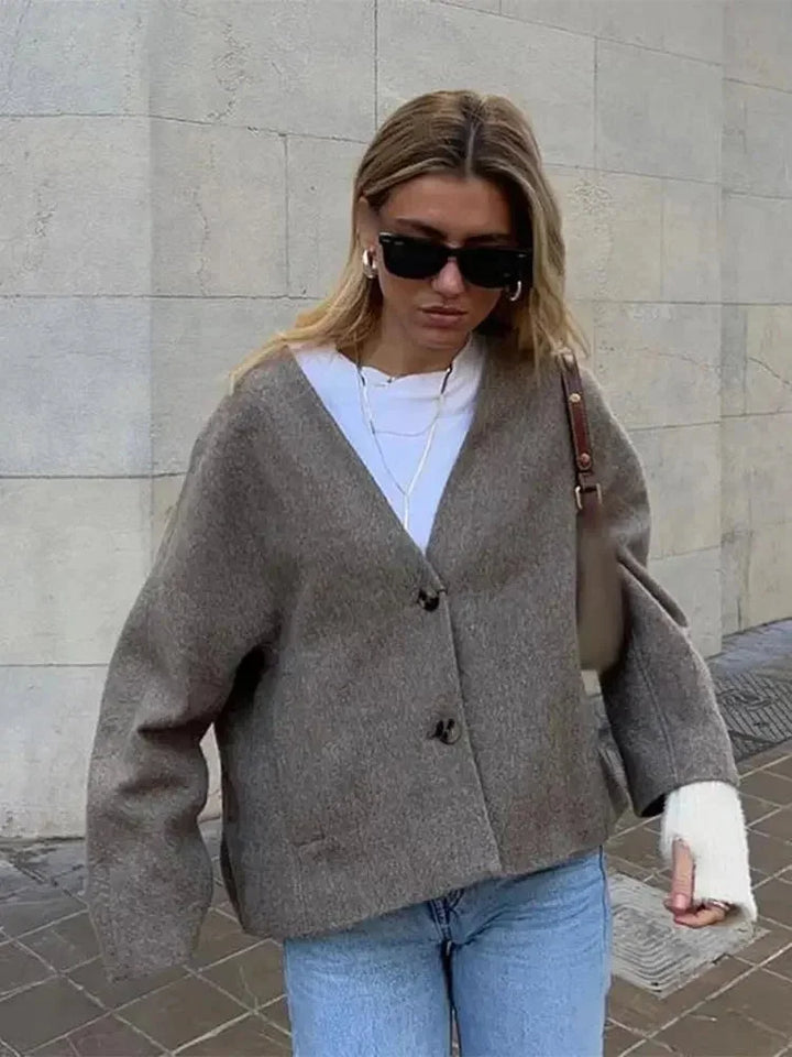 Casual Cardigan for women with buttons and comfortable fit