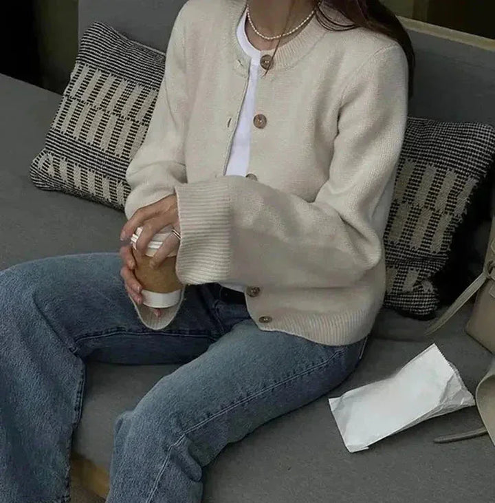 Modern Women's Cardigan with Trendy Buttons
