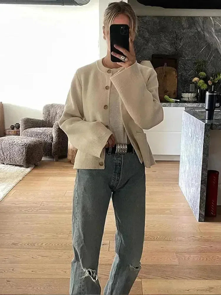 Modern Women's Cardigan with Trendy Buttons