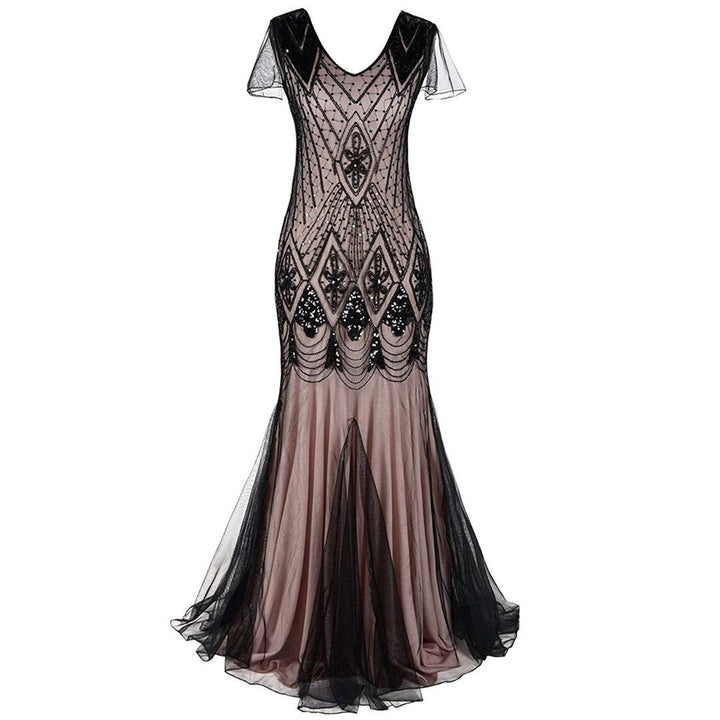 Mia's Glamorous Sequin-Inspired 1920s Flapper Gown