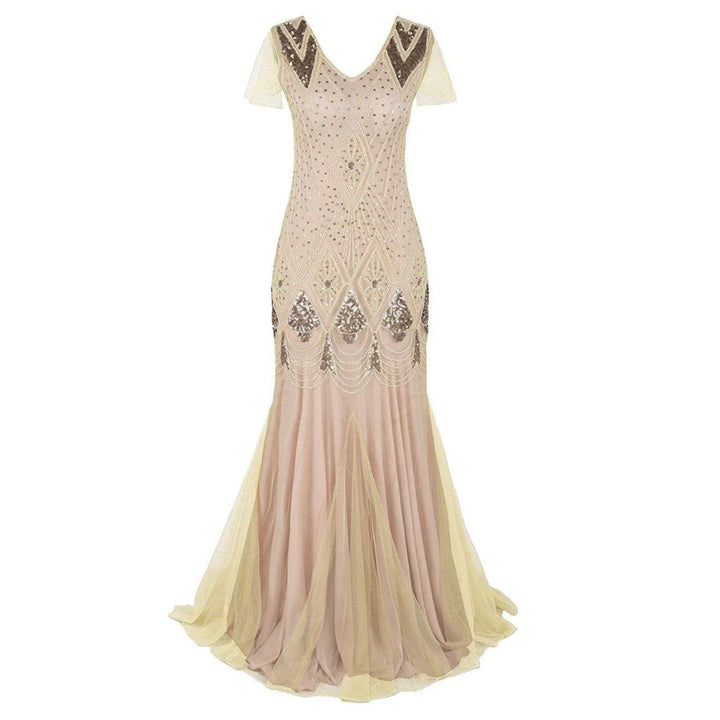 Mia's Glamorous Sequin-Inspired 1920s Flapper Gown