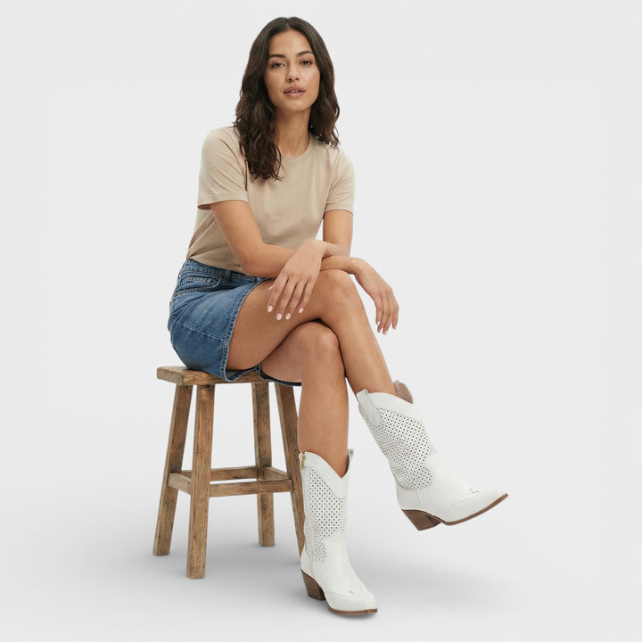Women's cowboy boots perforated side zipper pointed toe