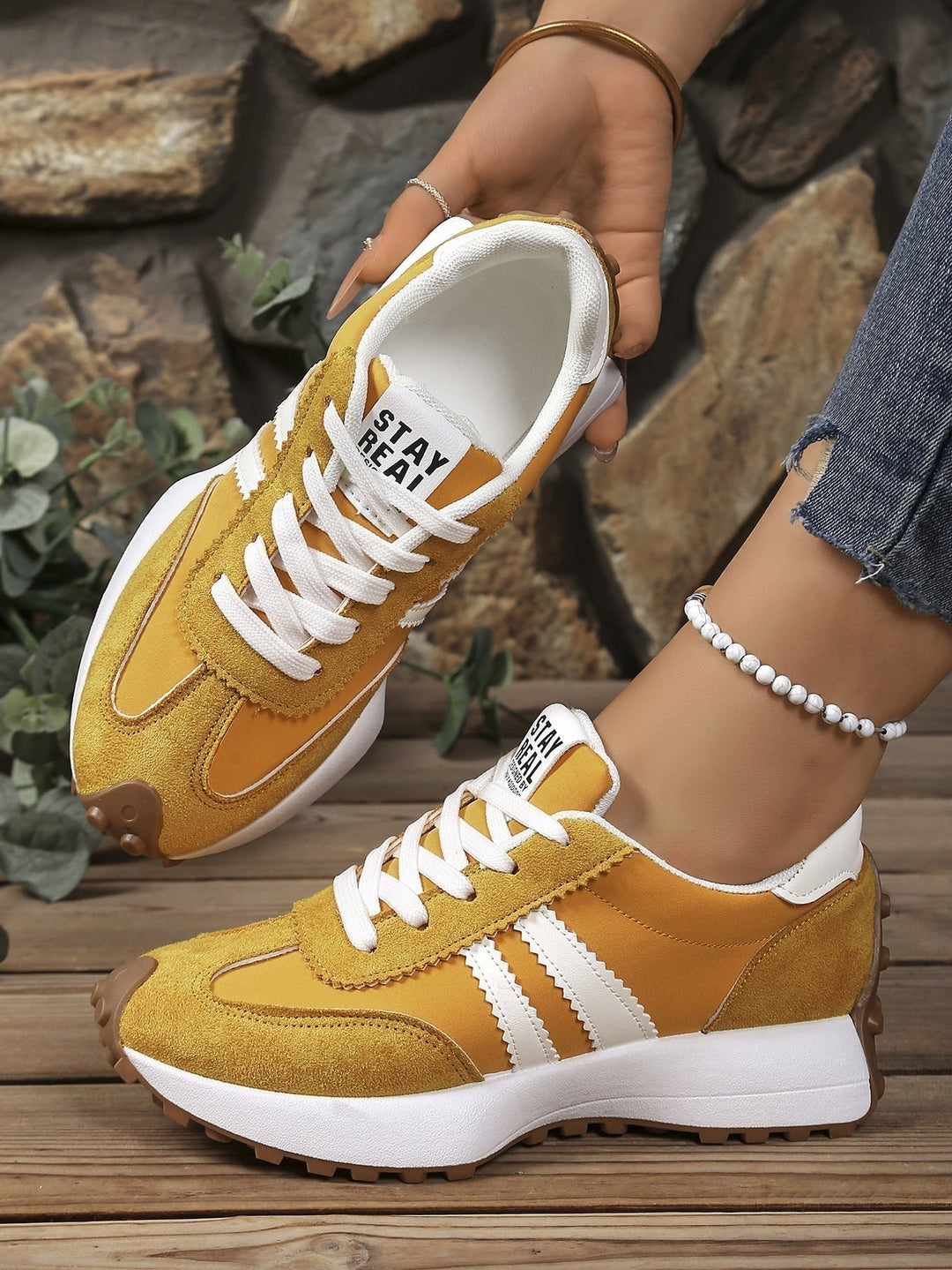 Laura | Women’s Retro-Style Casual Running Sneakers with Chunky Sole