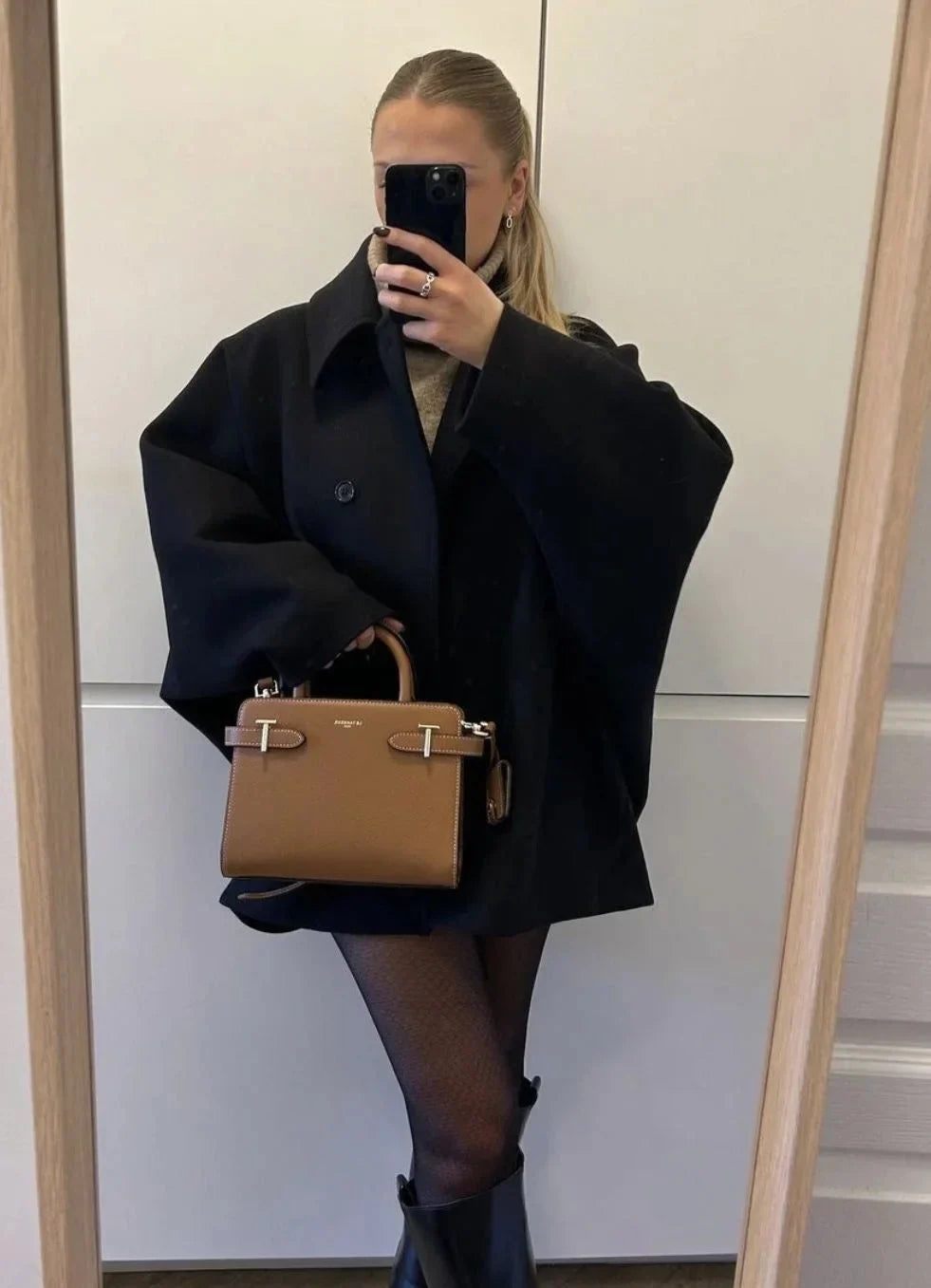 Women's Loose-Fit Coat with Large Lapels and Buttons