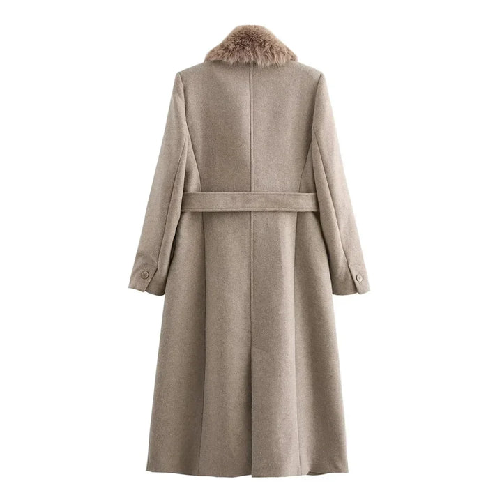 Women's Coat with faux fur collar and belt
