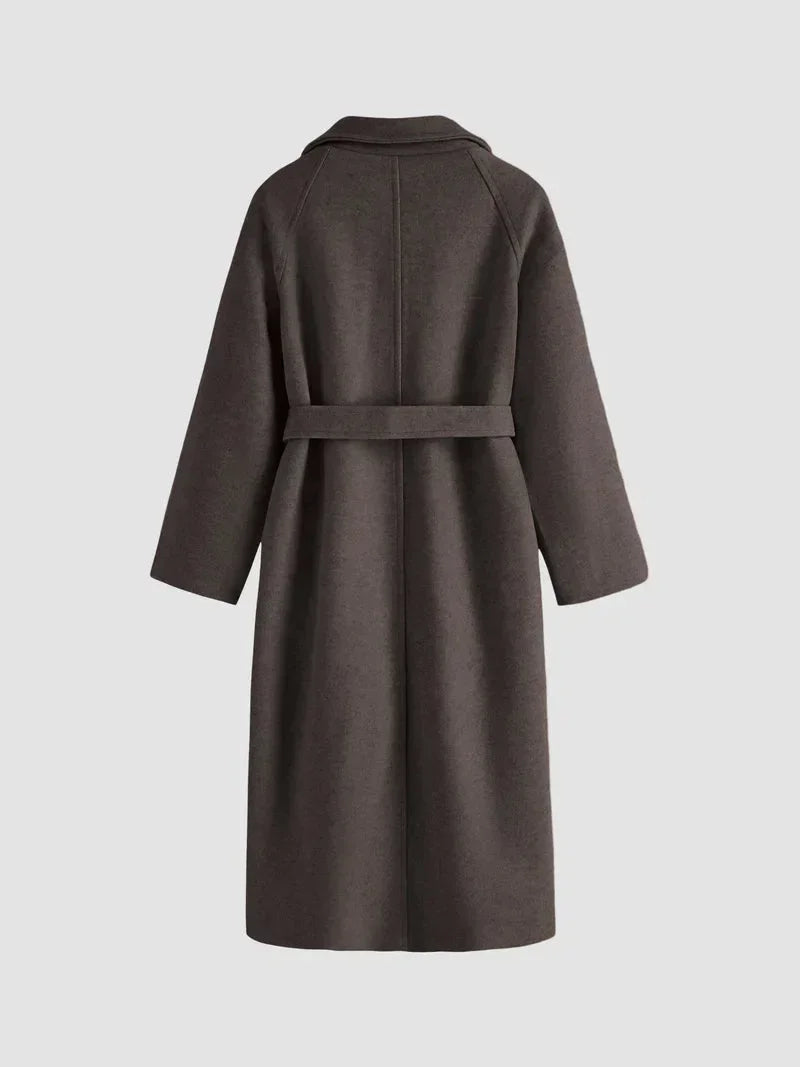Long women's coat with belt and chic collar