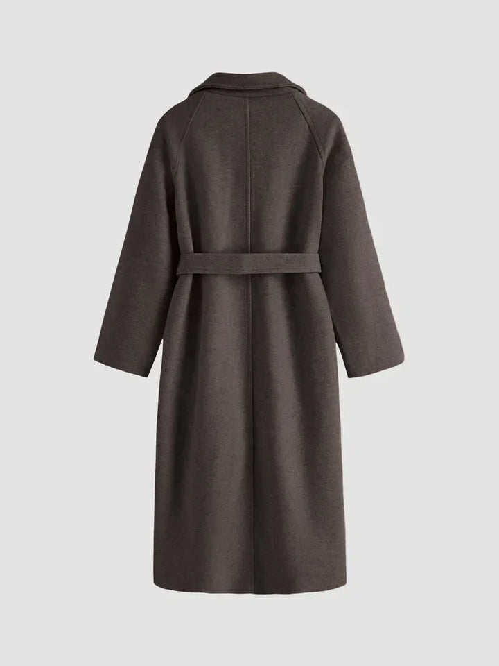 Long women's coat with belt and chic collar