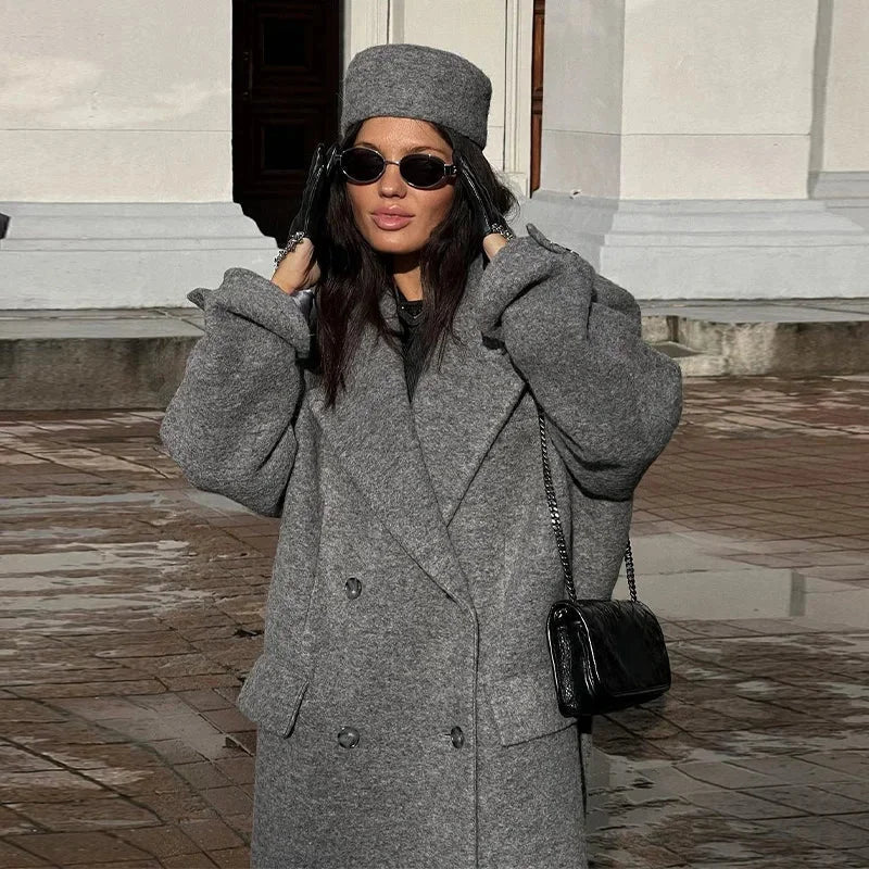 Elegant Long Women's Coat with Modern Stripes