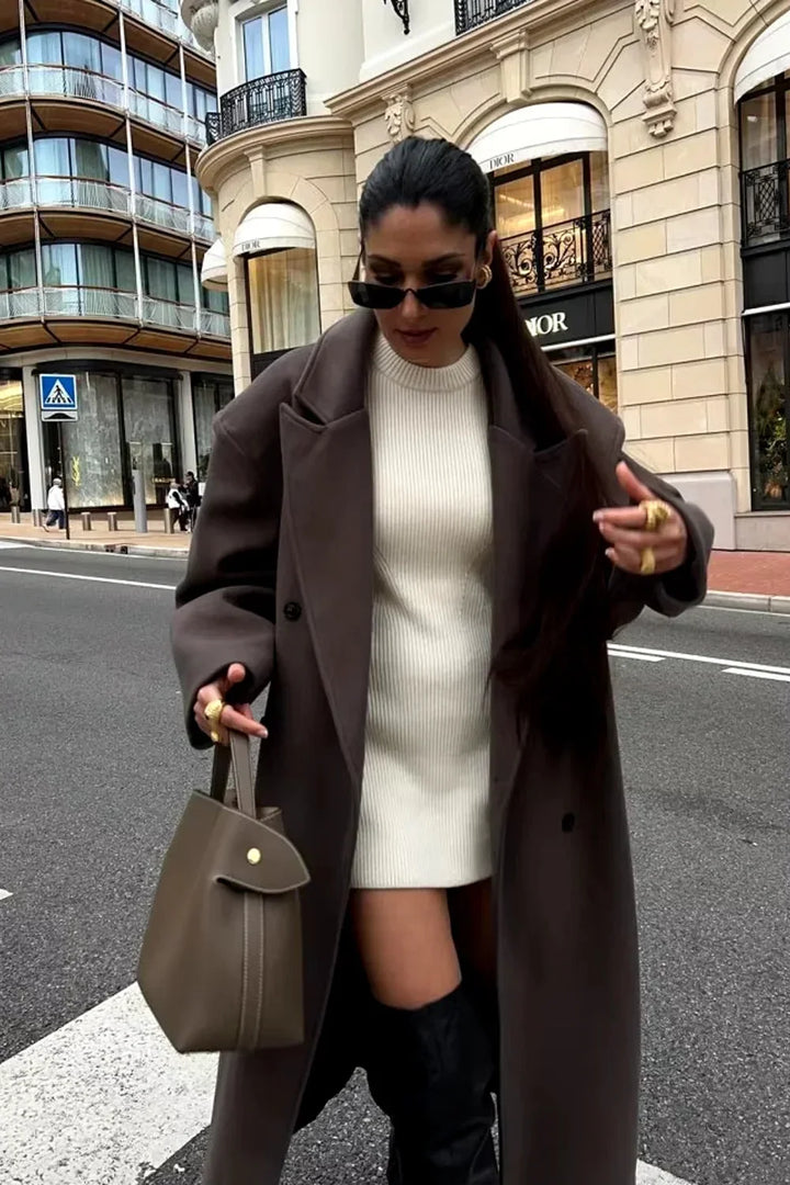 Oversized Brown Coat for Women with Double-Breasted Fastening