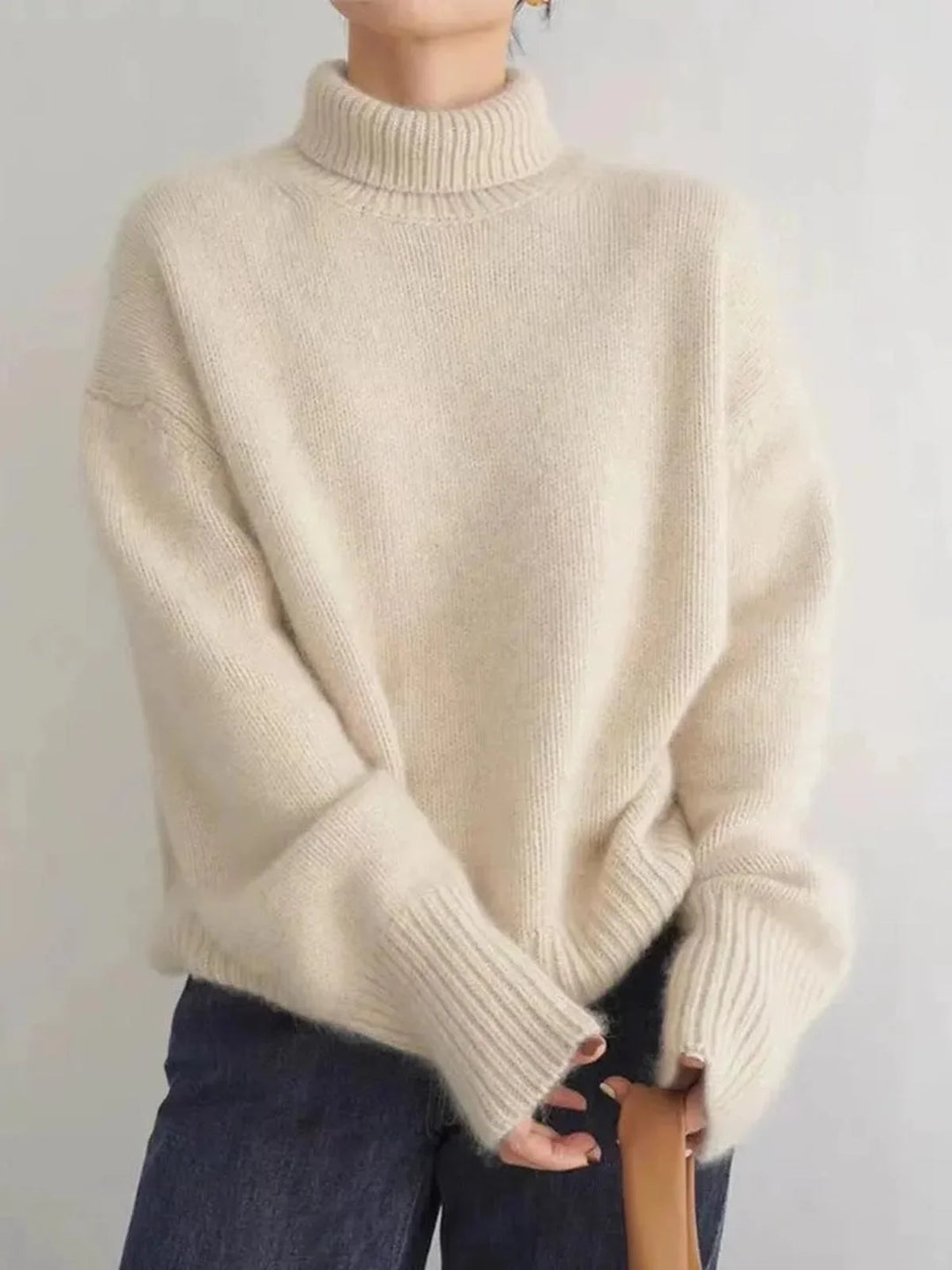 Soft and comfortable women's turtleneck sweater