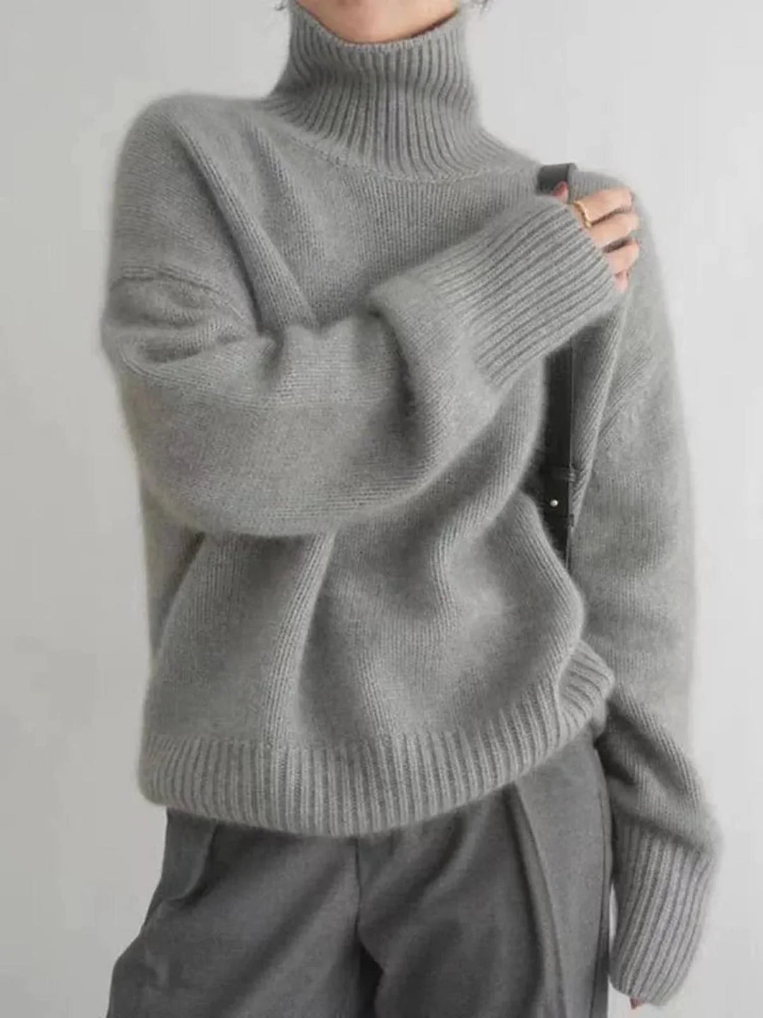 Soft and comfortable women's turtleneck sweater