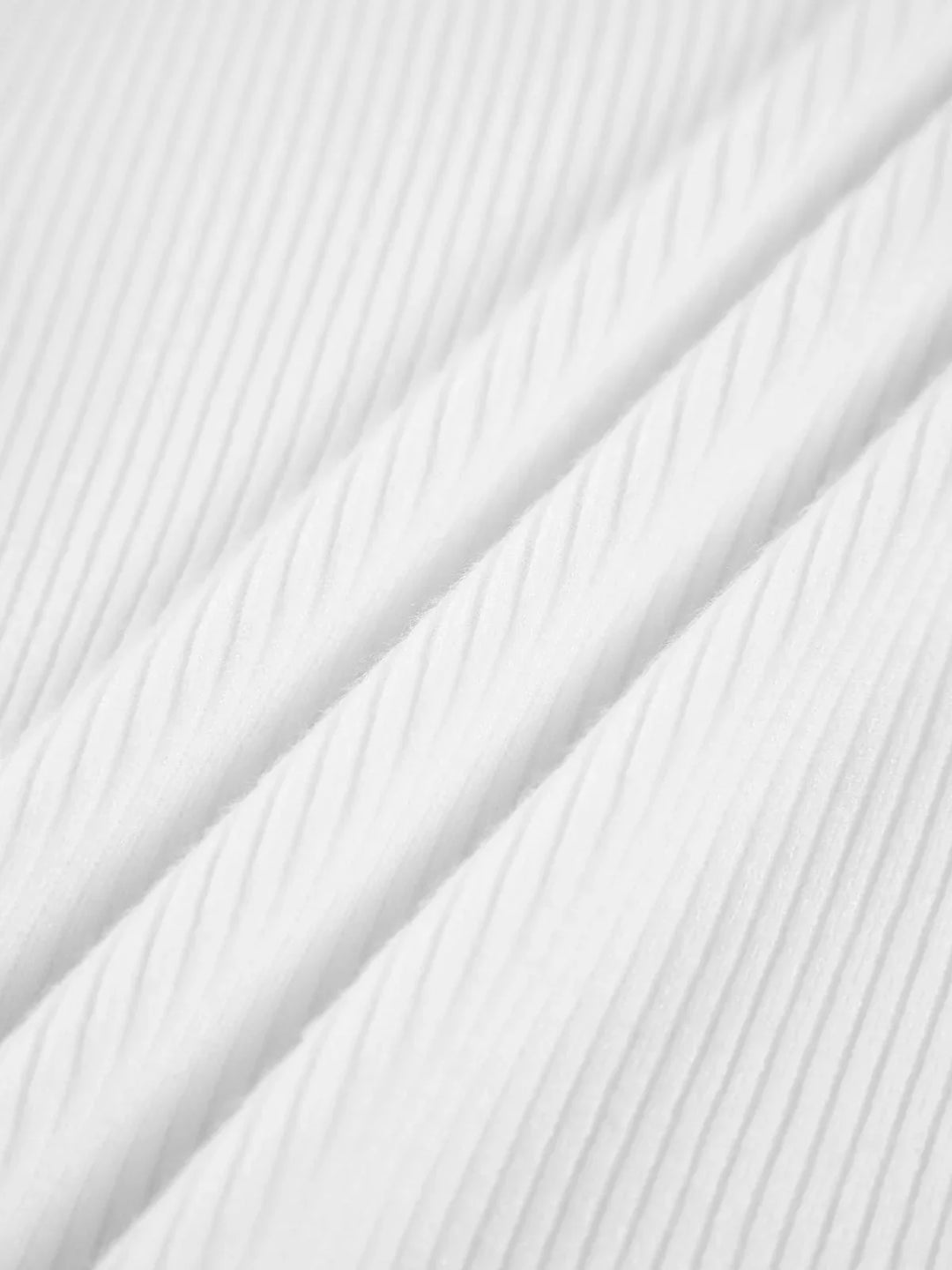 Ribbed women's sweater with a stand-up collar in ivory