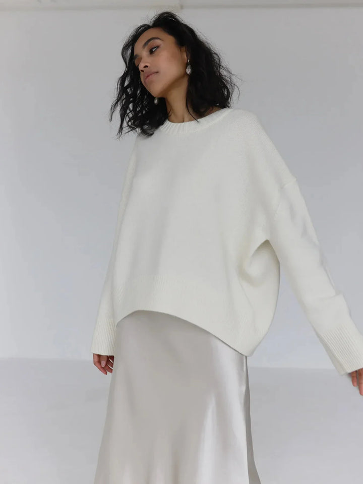 Women's long-sleeve crew-neck sweater