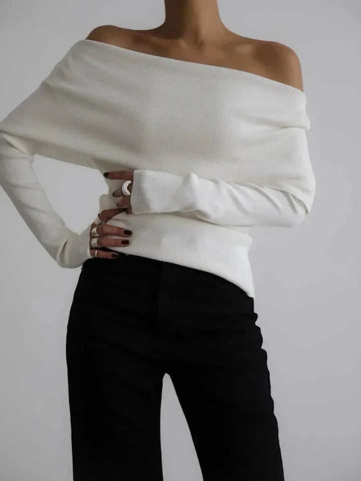 Women's Boat-Neck Sweater with Long Sleeves in Elegant Style