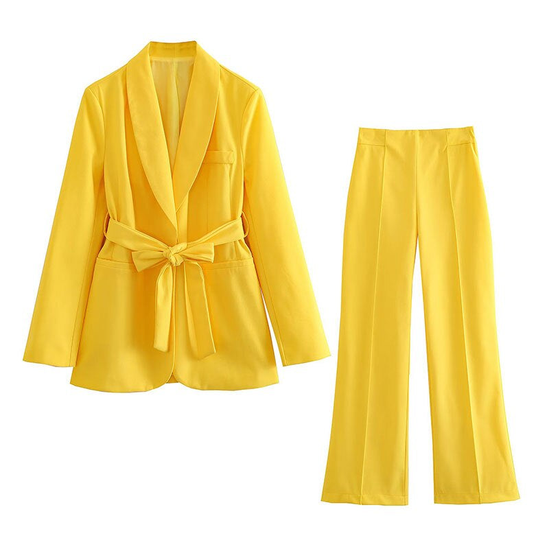 Modern Women's 2-Piece Ensemble - Clara