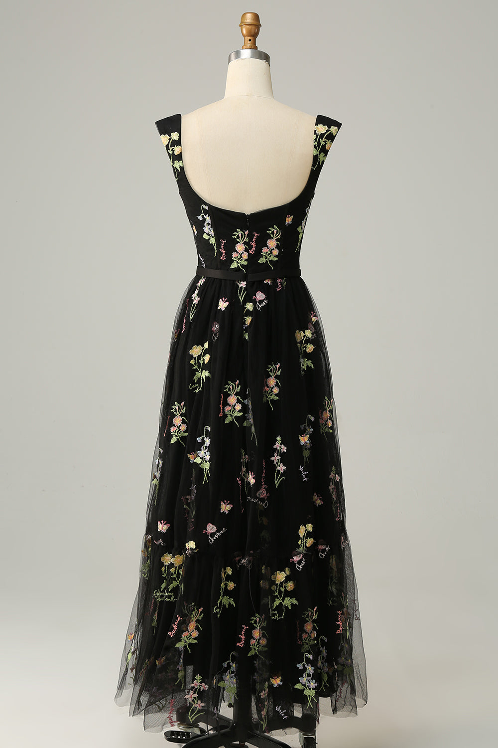 Elegant Embroidered A-Line Ball Gown - Isabelle