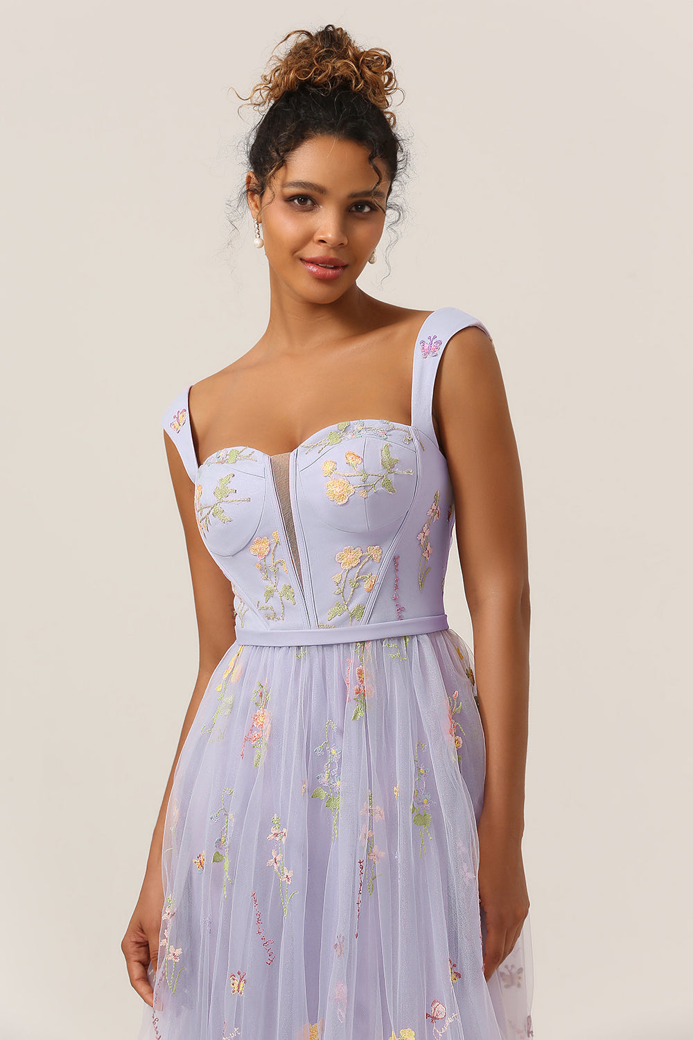 Elegant Embroidered A-Line Ball Gown - Isabelle