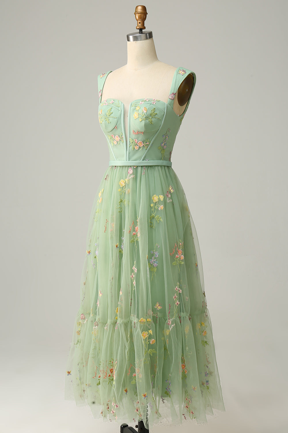 Elegant Embroidered A-Line Ball Gown - Isabelle