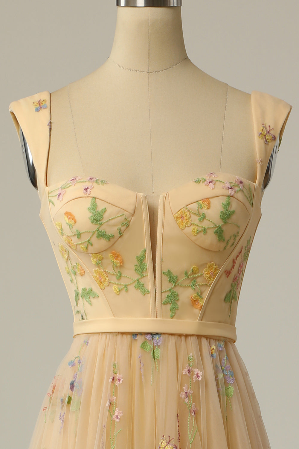 Elegant Embroidered A-Line Ball Gown - Isabelle