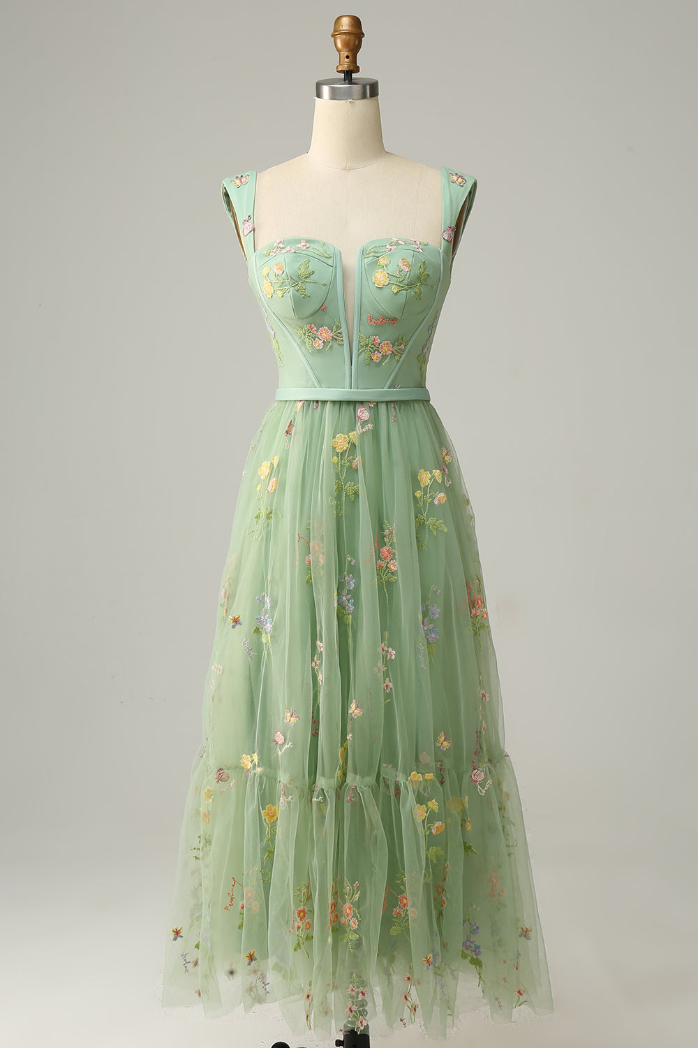 Elegant Embroidered A-Line Ball Gown - Isabelle