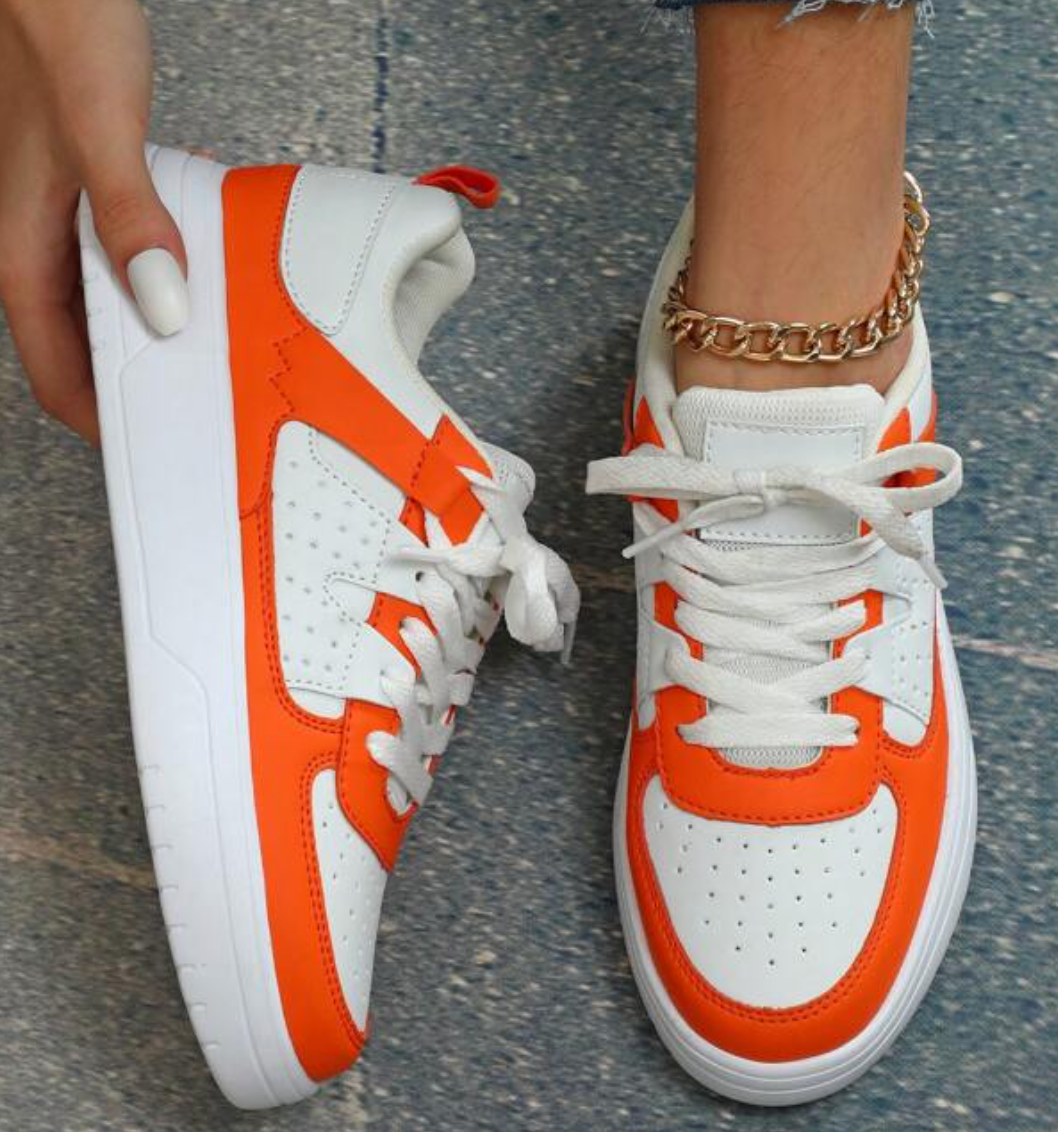 Chic Female Athletic Shoes - Lila