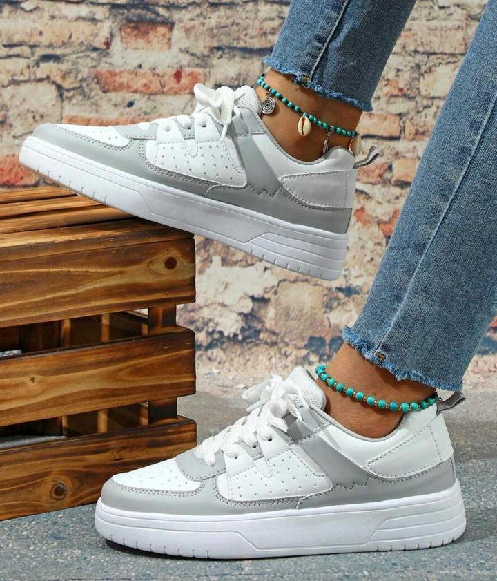 Chic Female Athletic Shoes - Lila