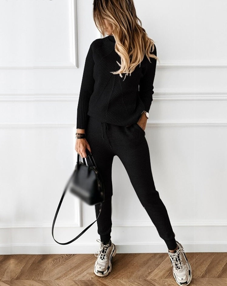 Cozy Fashionable Tracksuit - Mason
