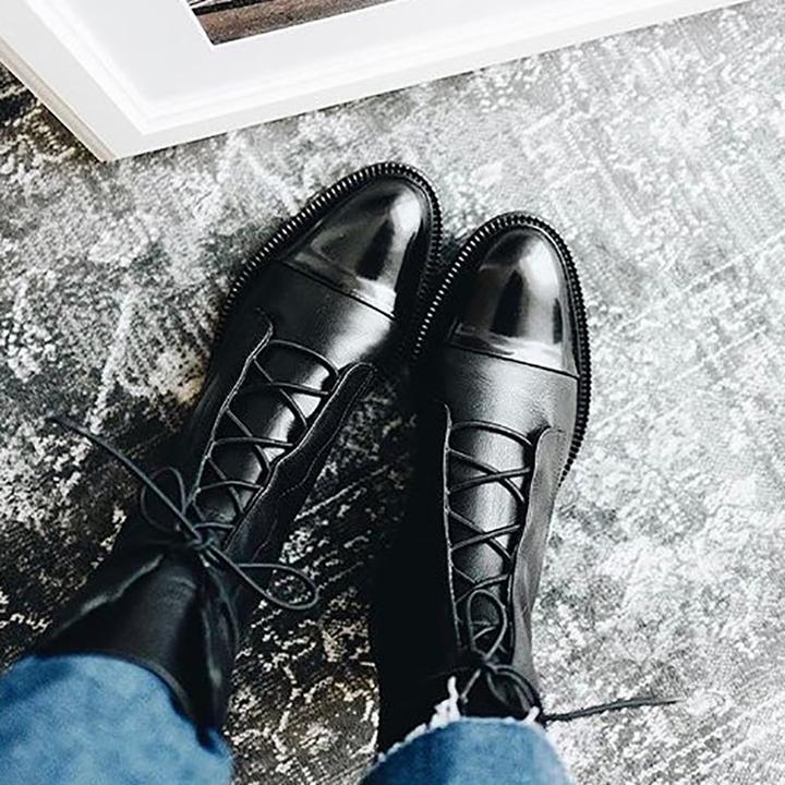 Chic Ladies' Ankle Booties with Refined Heels - Timeless Elegance