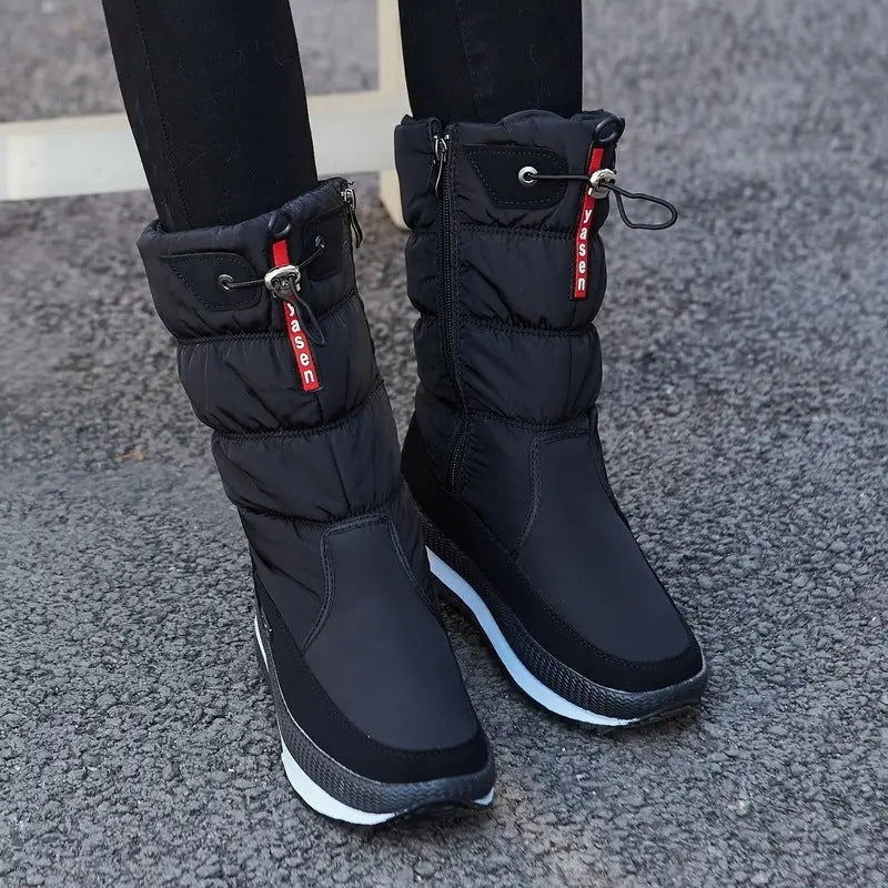 Uxía | Women’s Padded Waterproof Snow Boots with Flat Soles