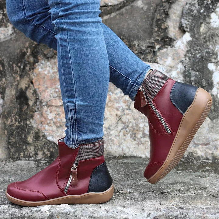 Uxía | Women's Winter Ankle Boots with Side Zipper and Comfort Sole
