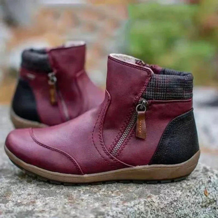 Uxía | Women's Winter Ankle Boots with Side Zipper and Comfort Sole