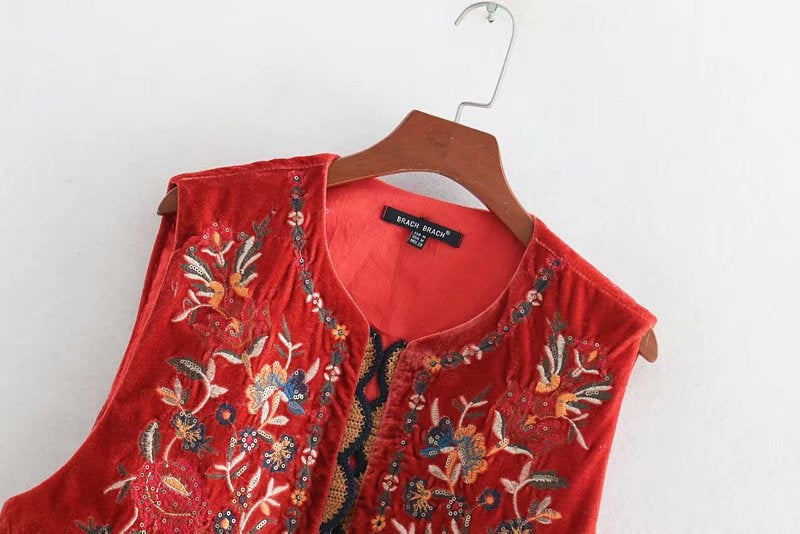 Uxía | Long Boho Vest for Women with Paisley Print and V-Neck