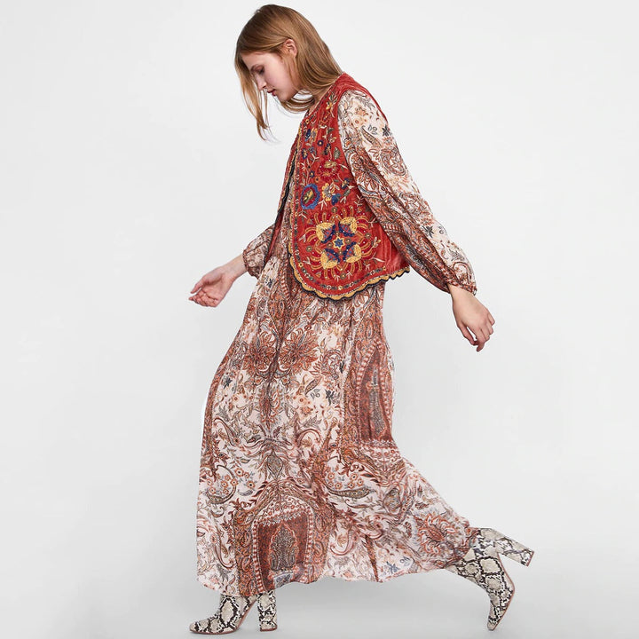 Uxía | Long Boho Vest for Women with Paisley Print and V-Neck