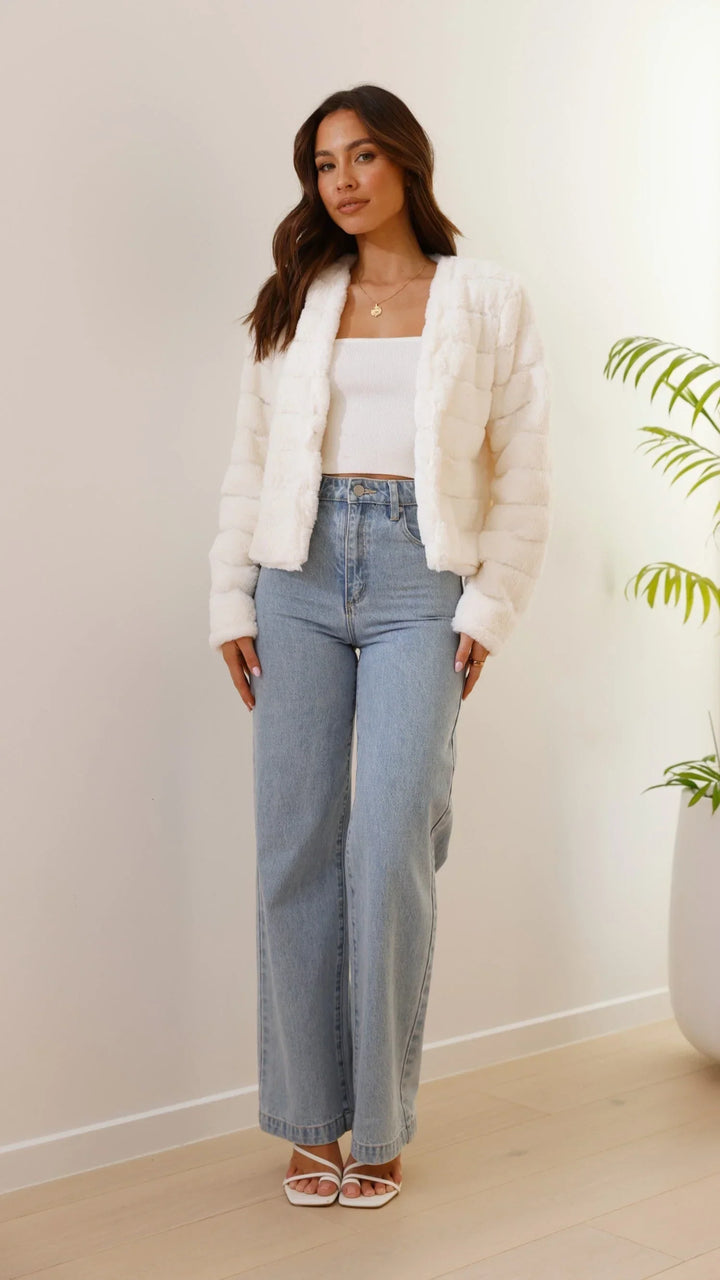 Women's Short Faux-Fur Blazer with Open Collar