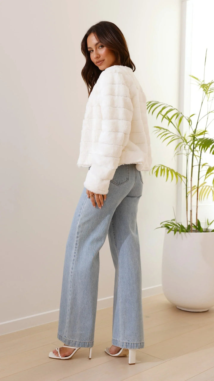Women's Short Faux-Fur Blazer with Open Collar