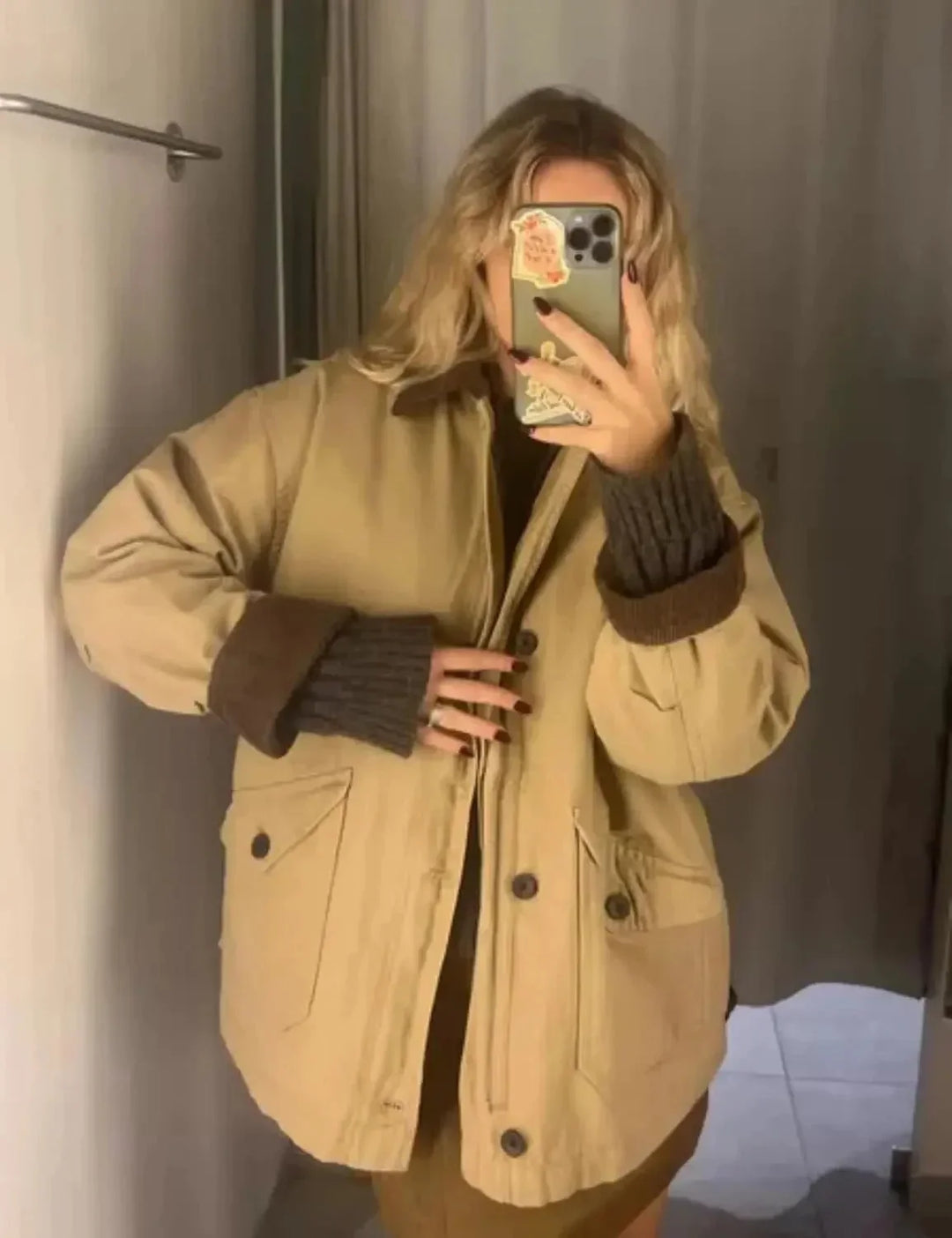 Women's mid-season blazer with corduroy collar
