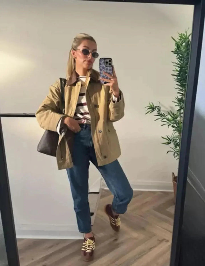 Women's mid-season blazer with corduroy collar