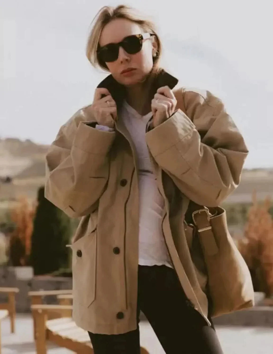 Women's mid-season blazer with corduroy collar